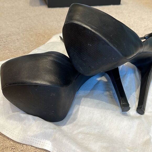 Steve Madden Black Pump Heels - Platform - Picture 3 of 3